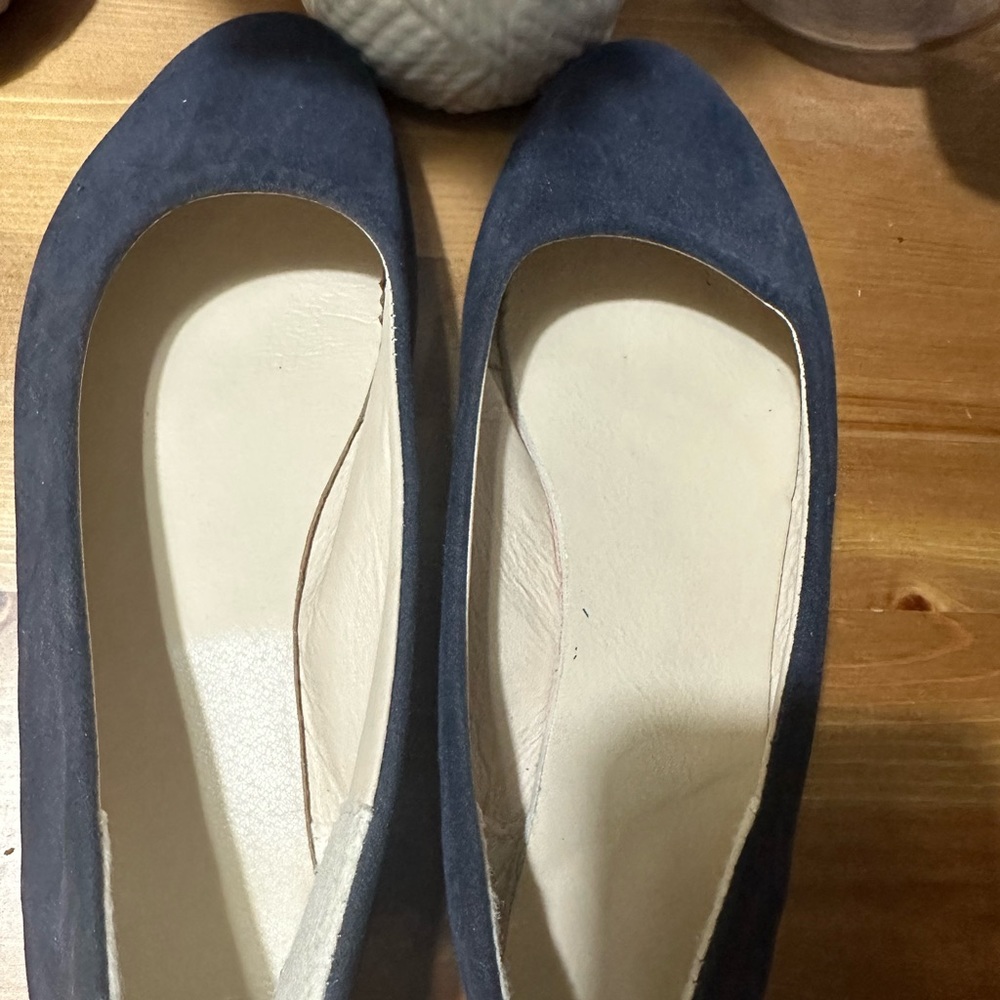 EUC black flats